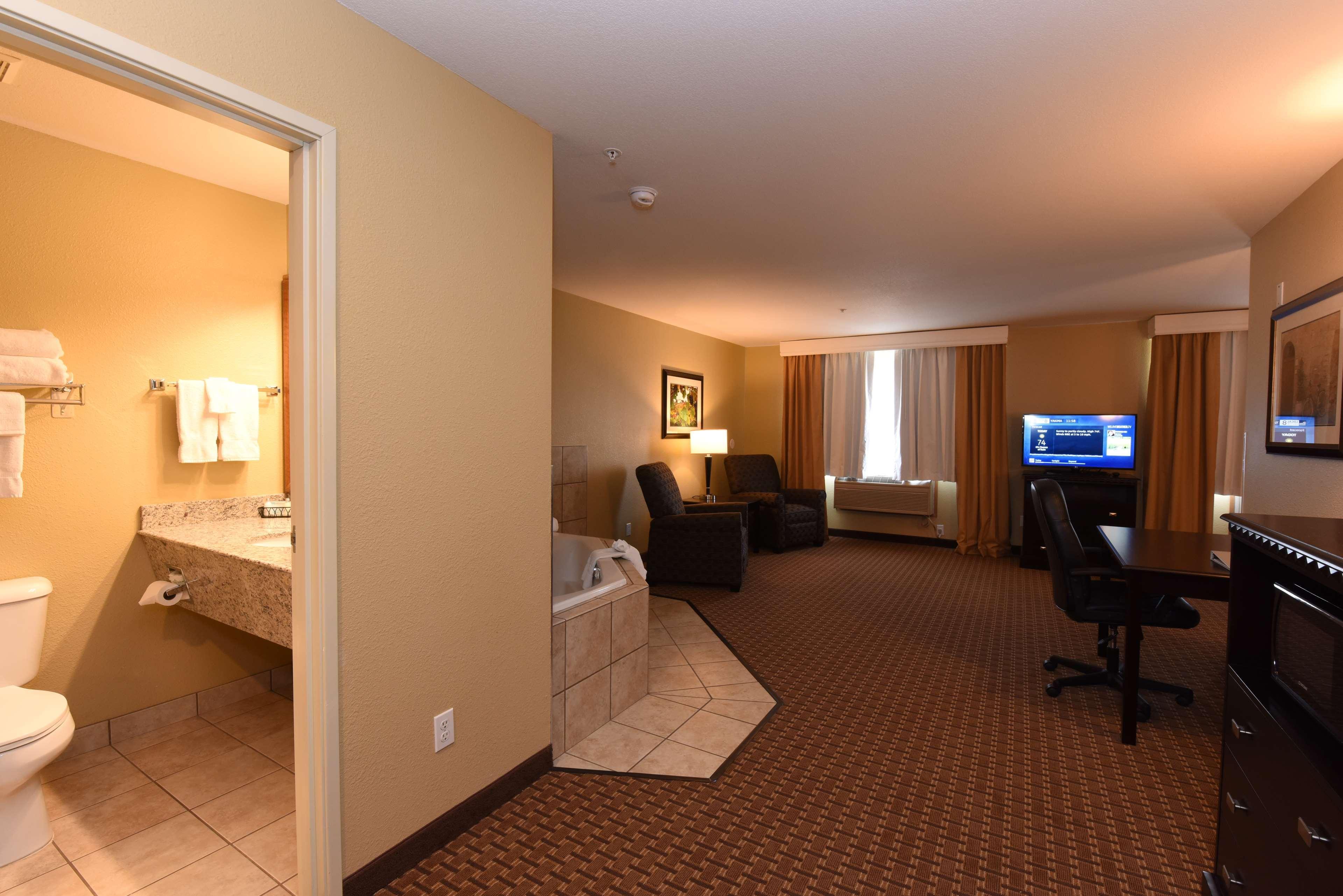 Best Western Plus Vintage Valley Inn Zillah Buitenkant foto