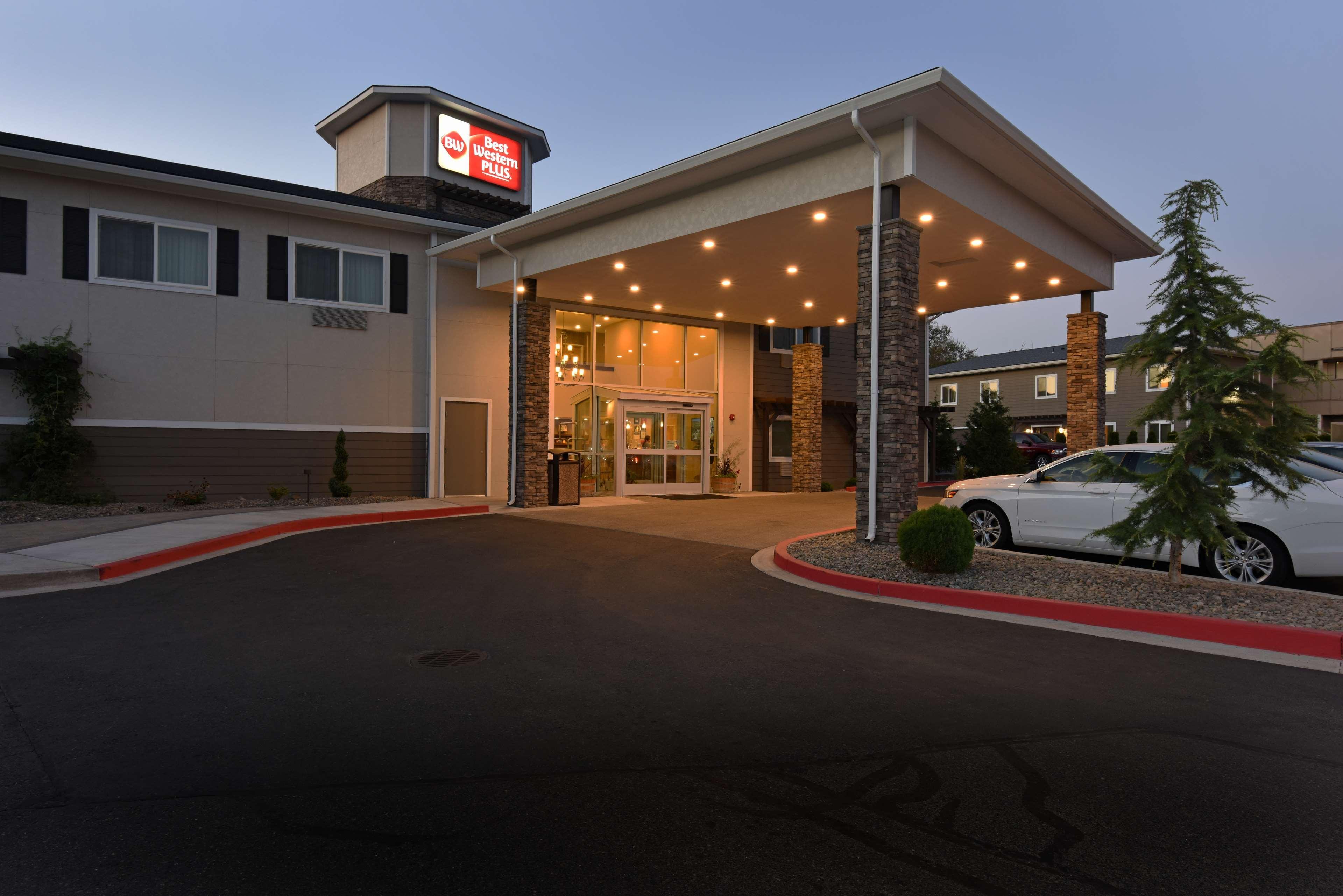 Best Western Plus Vintage Valley Inn Zillah Buitenkant foto